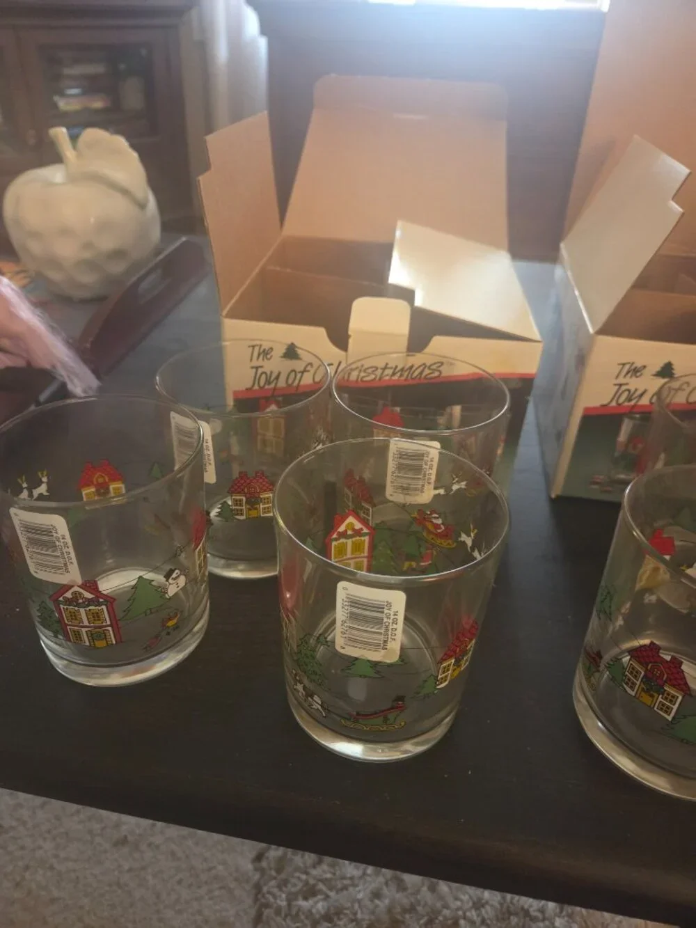 8 Christmas glasses in box from 1988